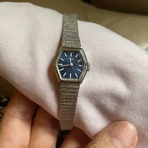 Seiko Ladies Watch Rare Vintage Stainless Bracelet Hexagonal Blue Dial Seiko | Accessories | Vintage Seiko Ladies Watch Stainless  main image 4